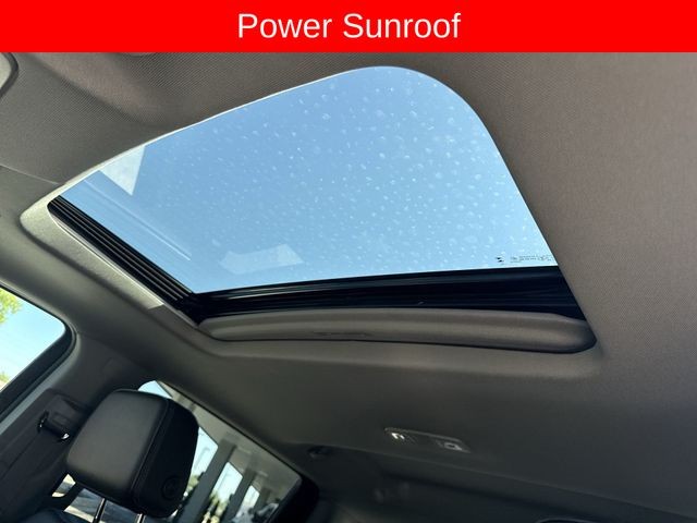 GMC Sierra 1500 Vehicle Full-screen Gallery Image 23