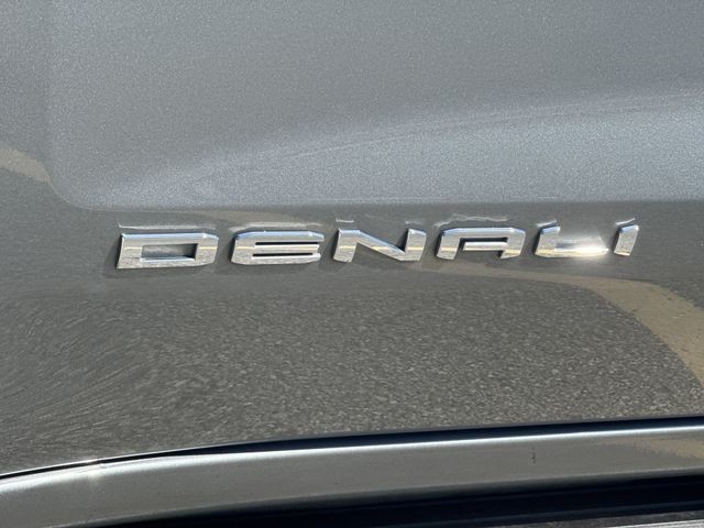 GMC Sierra 1500 Vehicle Full-screen Gallery Image 37