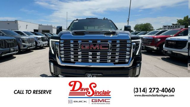 GMC Sierra 2500HD Vehicle Full-screen Gallery Image 03