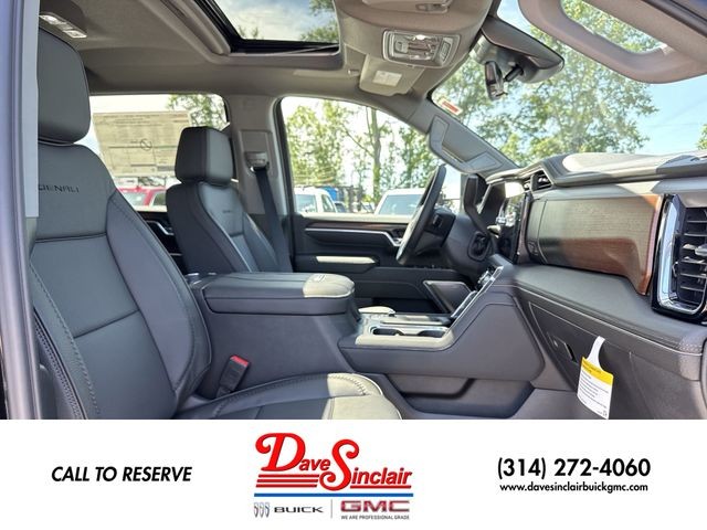 GMC Sierra 2500HD Vehicle Full-screen Gallery Image 25