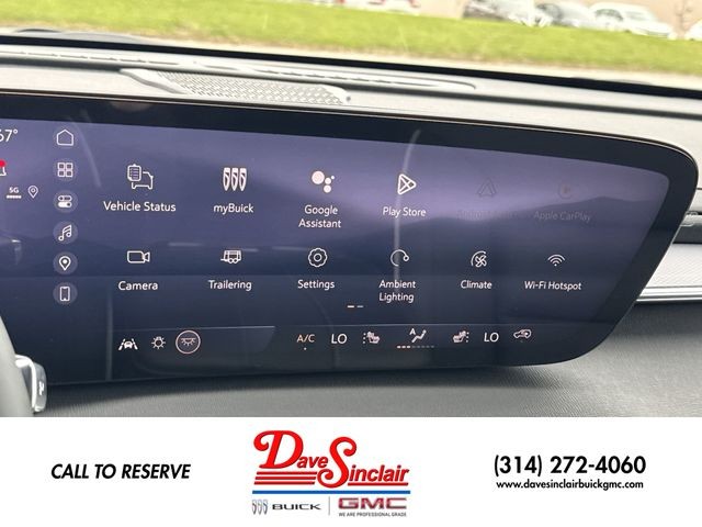 Buick Enclave Vehicle Full-screen Gallery Image 16