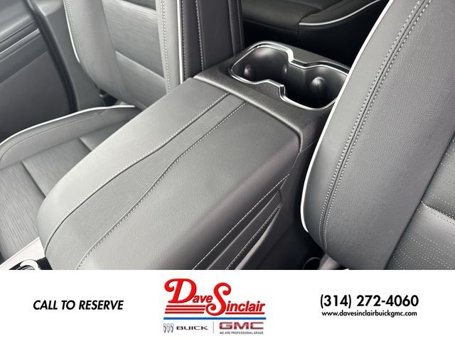 Buick Enclave Vehicle Full-screen Gallery Image 21