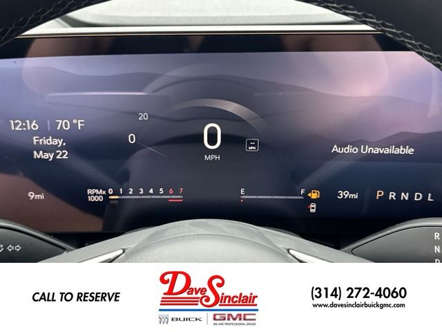 Buick Enclave Vehicle Full-screen Gallery Image 15