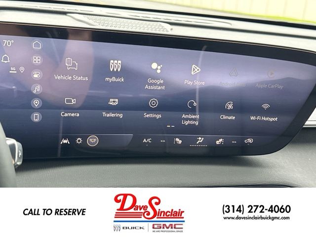 Buick Enclave Vehicle Full-screen Gallery Image 16