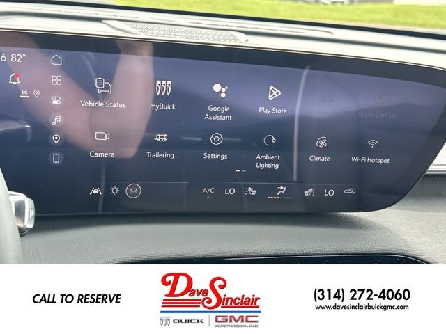 Buick Enclave Vehicle Full-screen Gallery Image 16