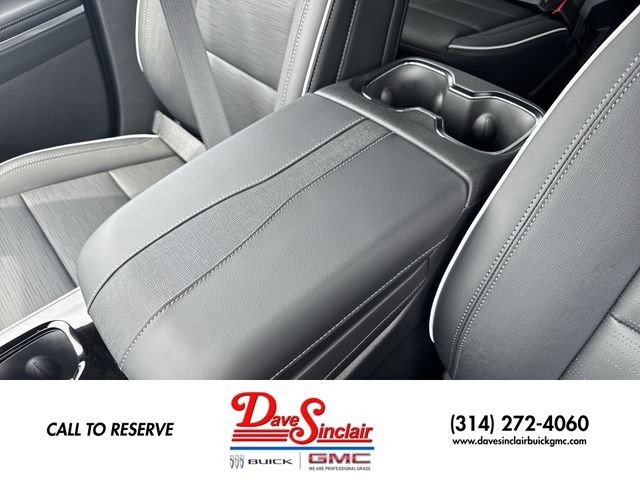 Buick Enclave Vehicle Full-screen Gallery Image 21