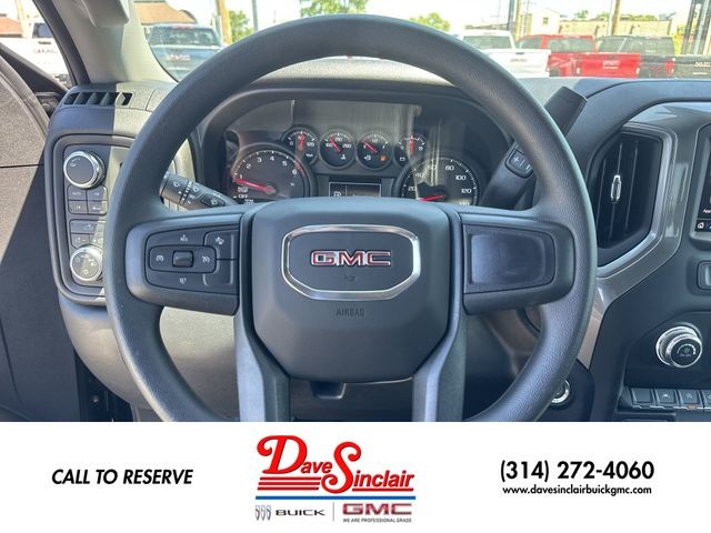 GMC Sierra 1500 Vehicle Full-screen Gallery Image 14