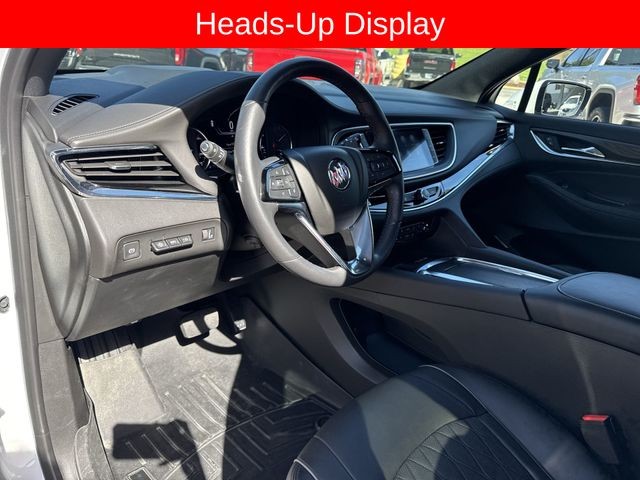 Buick Enclave Vehicle Full-screen Gallery Image 10