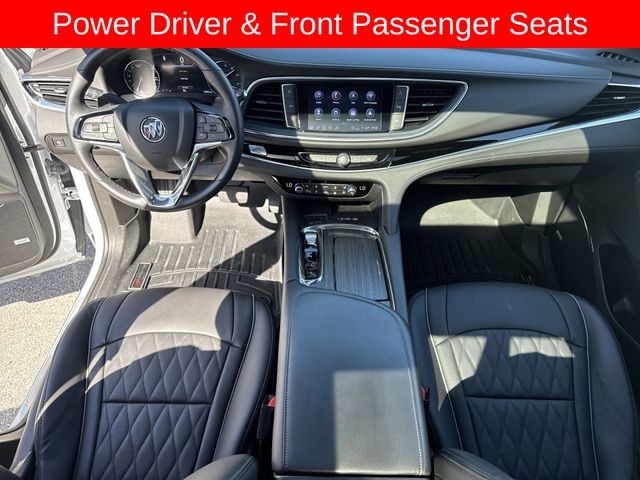 Buick Enclave Vehicle Full-screen Gallery Image 21