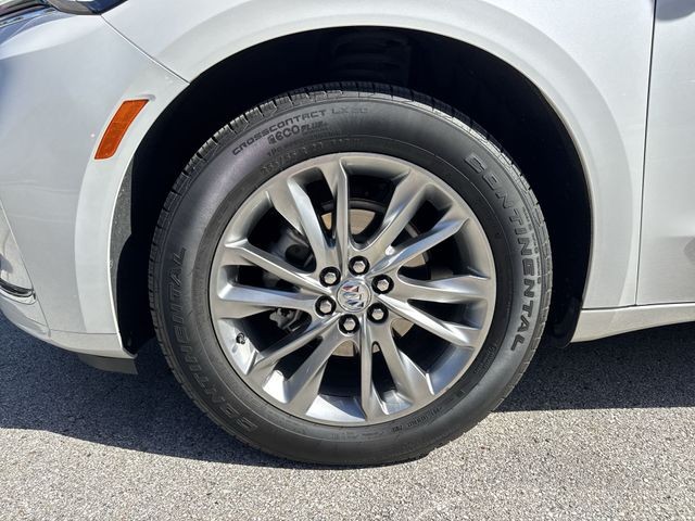 Buick Enclave Vehicle Full-screen Gallery Image 34