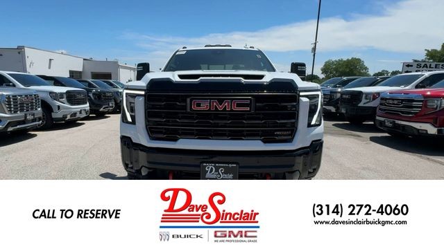 GMC Sierra 2500HD Vehicle Full-screen Gallery Image 03