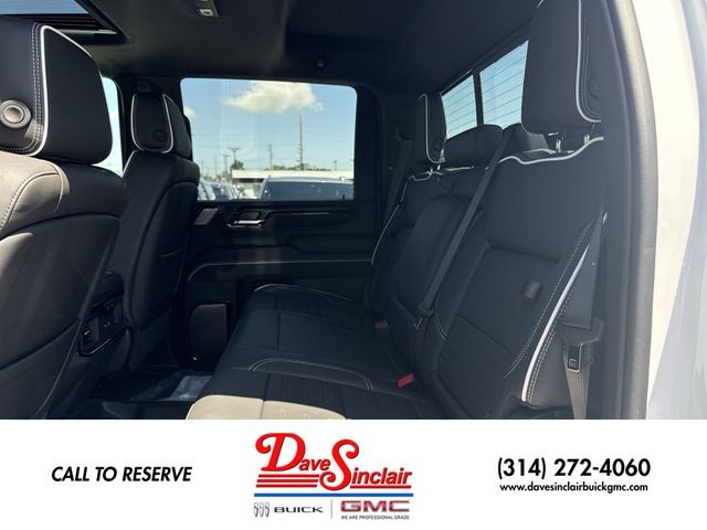 GMC Sierra 2500HD Vehicle Full-screen Gallery Image 23