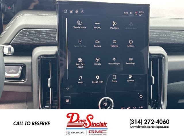 GMC Yukon Vehicle Full-screen Gallery Image 16