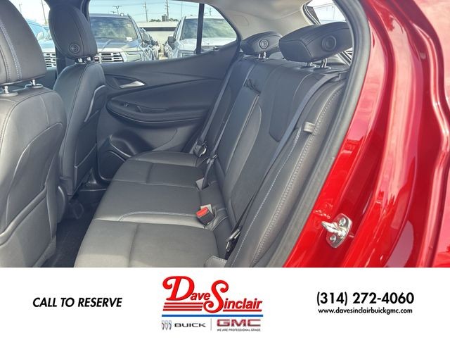 Buick Encore GX Vehicle Full-screen Gallery Image 21