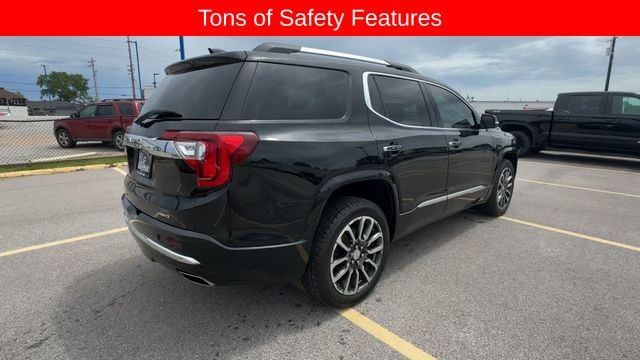 GMC Acadia Vehicle Full-screen Gallery Image 10