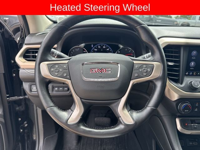 GMC Acadia Vehicle Full-screen Gallery Image 14