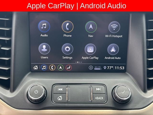 GMC Acadia Vehicle Full-screen Gallery Image 17