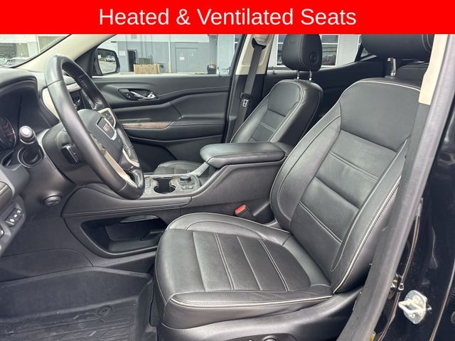 GMC Acadia Vehicle Full-screen Gallery Image 24