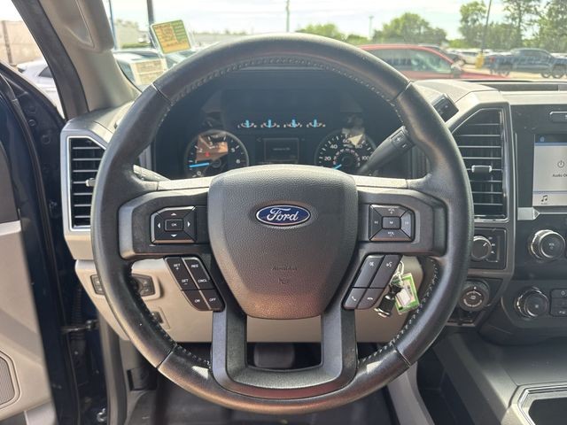 Ford F-150 Vehicle Full-screen Gallery Image 14
