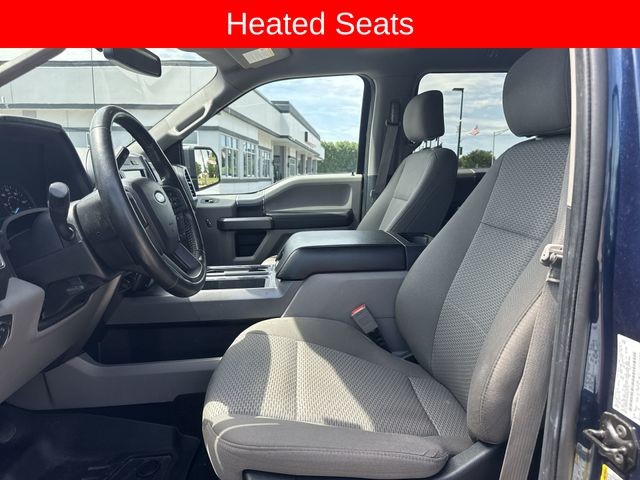 Ford F-150 Vehicle Full-screen Gallery Image 22