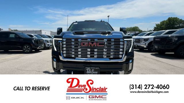GMC Sierra 3500HD Vehicle Full-screen Gallery Image 03