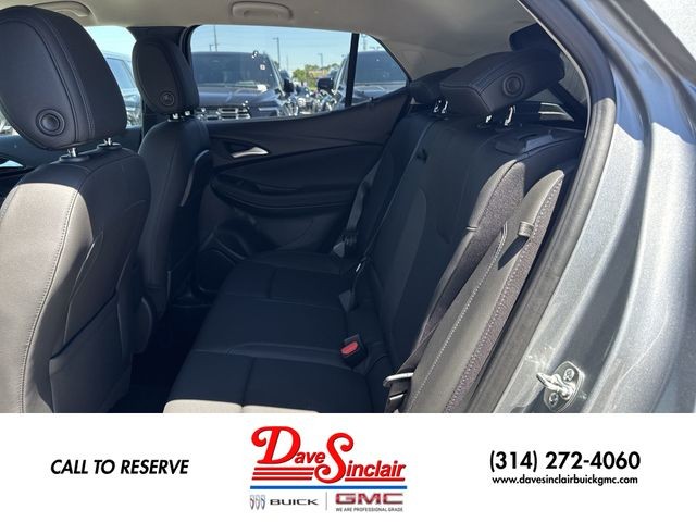 Buick Encore GX Vehicle Full-screen Gallery Image 21