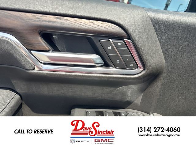 GMC Sierra 1500 Vehicle Full-screen Gallery Image 13