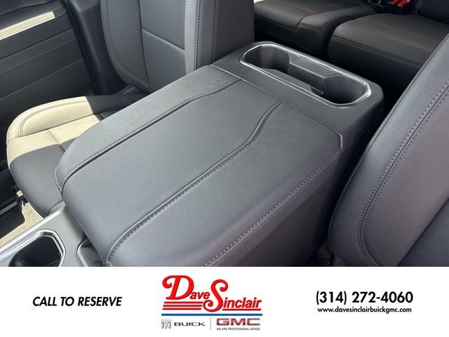 GMC Sierra 1500 Vehicle Full-screen Gallery Image 21