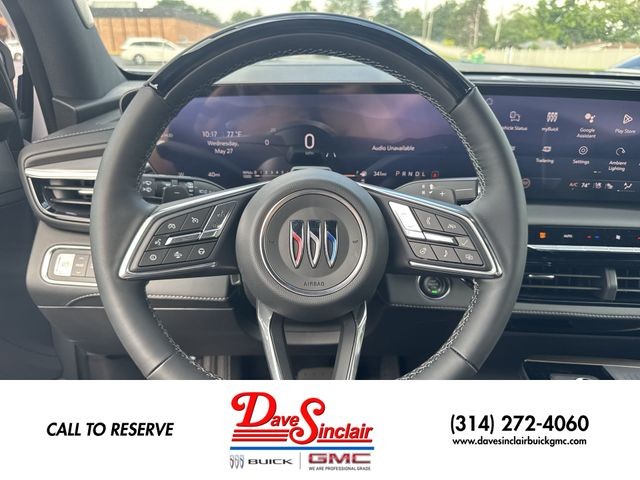 Buick Enclave Vehicle Full-screen Gallery Image 14