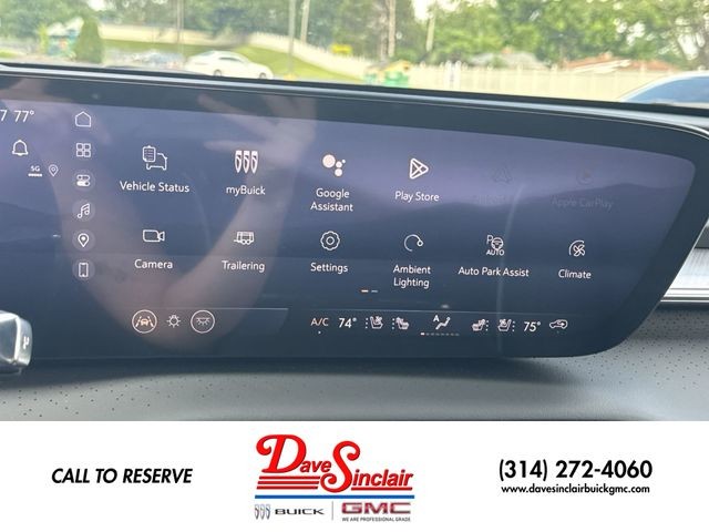 Buick Enclave Vehicle Full-screen Gallery Image 16