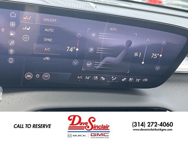 Buick Enclave Vehicle Full-screen Gallery Image 19