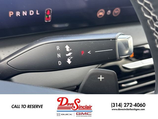 Buick Enclave Vehicle Full-screen Gallery Image 20