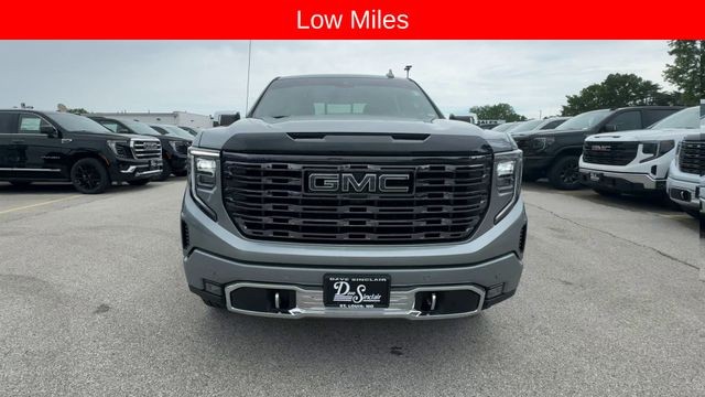 GMC Sierra 1500 Vehicle Full-screen Gallery Image 03