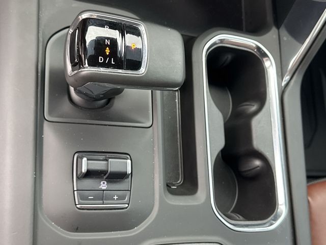 GMC Sierra 1500 Vehicle Full-screen Gallery Image 20