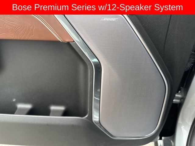 GMC Sierra 1500 Vehicle Full-screen Gallery Image 29