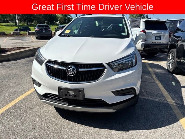 Buick Encore Vehicle Full-screen Gallery Image 03
