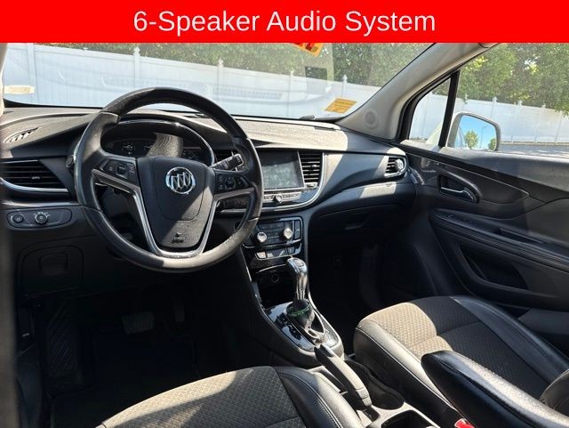 Buick Encore Vehicle Full-screen Gallery Image 10