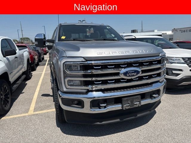 Ford Super Duty F-250 SRW Vehicle Full-screen Gallery Image 07