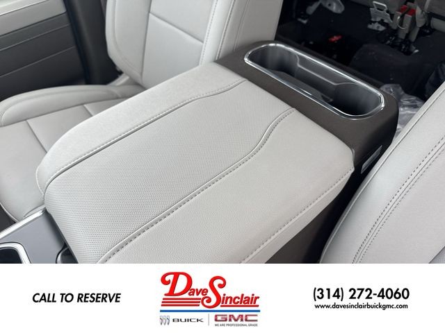 GMC Sierra 2500HD Vehicle Full-screen Gallery Image 21