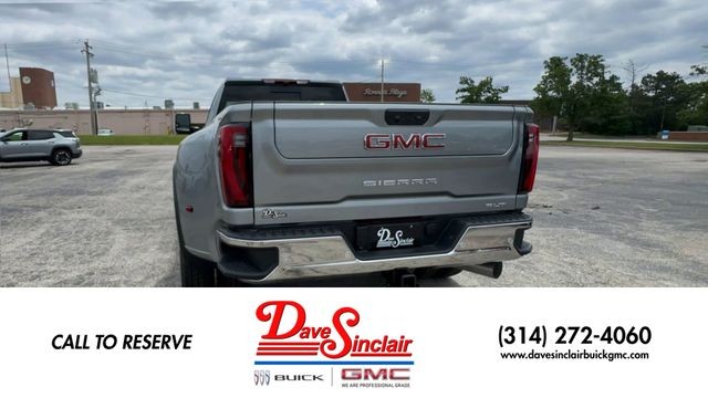 GMC Sierra 3500HD Vehicle Full-screen Gallery Image 07