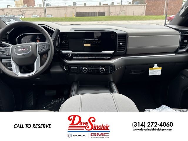 GMC Sierra 3500HD Vehicle Full-screen Gallery Image 10