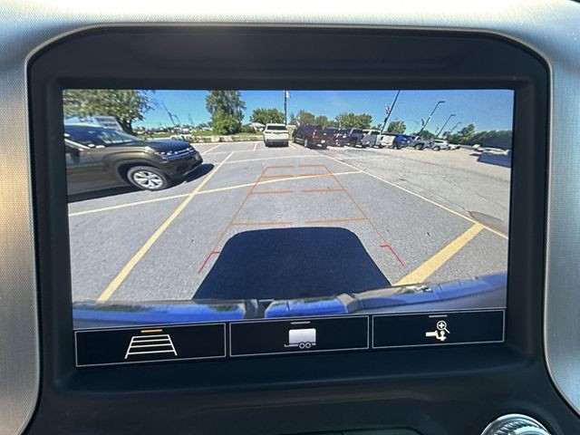 GMC Sierra 1500 Vehicle Full-screen Gallery Image 19