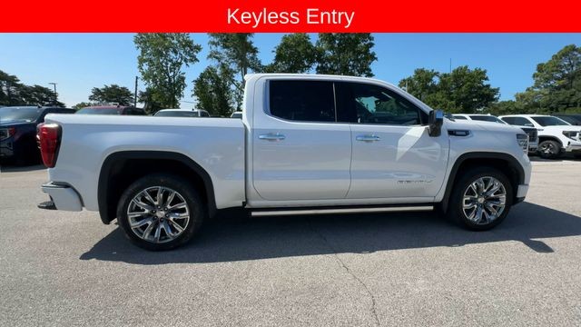 GMC Sierra 1500 Vehicle Full-screen Gallery Image 11