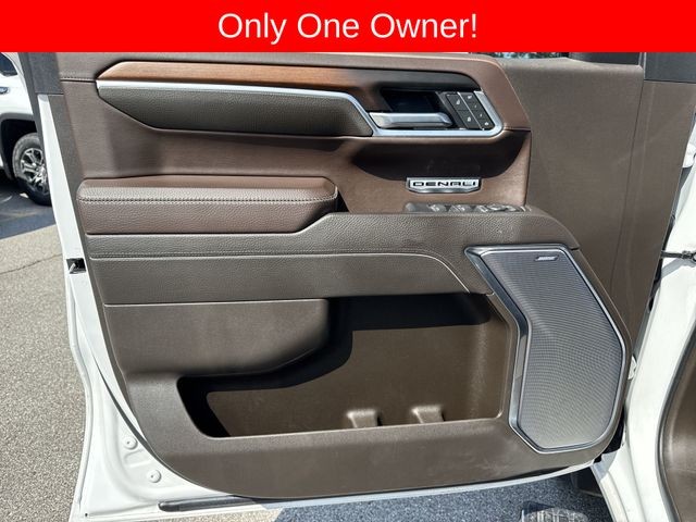 GMC Sierra 1500 Vehicle Full-screen Gallery Image 27
