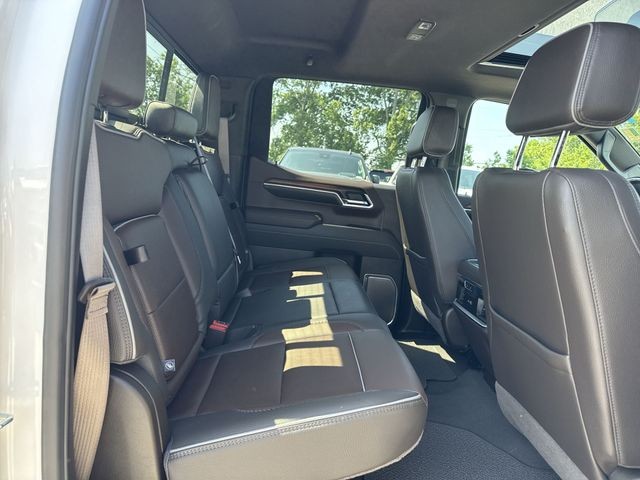 GMC Sierra 1500 Vehicle Full-screen Gallery Image 32