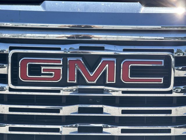 GMC Sierra 1500 Vehicle Full-screen Gallery Image 36