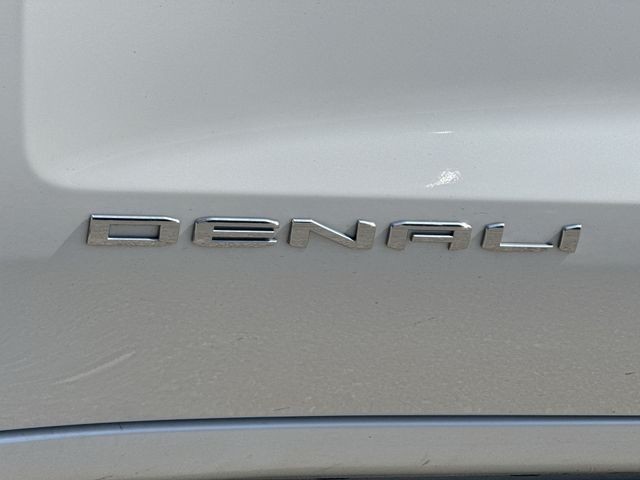GMC Sierra 1500 Vehicle Full-screen Gallery Image 37