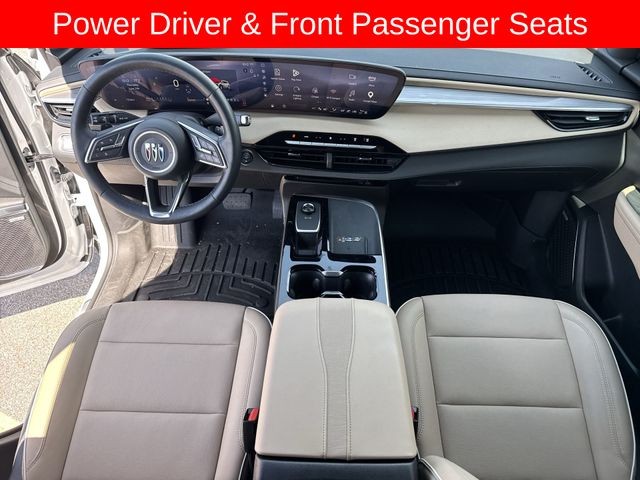 Buick Enclave Vehicle Full-screen Gallery Image 24