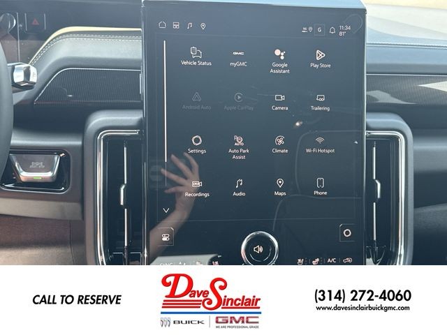 GMC Yukon XL Vehicle Full-screen Gallery Image 16