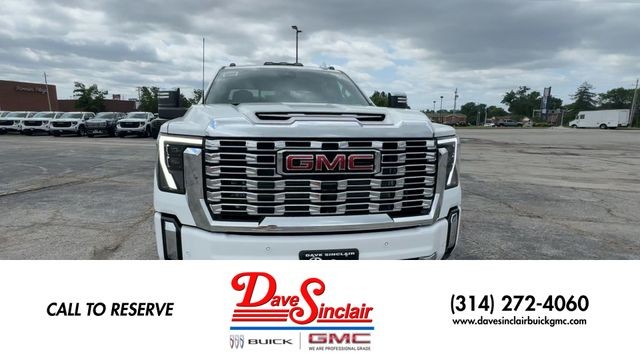 GMC Sierra 3500HD Vehicle Full-screen Gallery Image 03